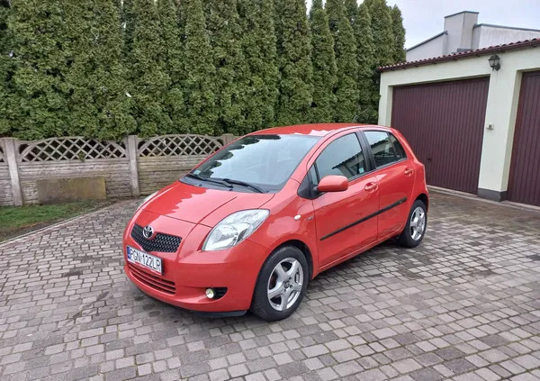 wielkopolskie Toyota Yaris cena 16900 przebieg: 210442, rok produkcji 2006 z Witkowo